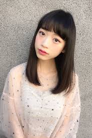 黒髪ミディアムで大人可愛く 芸能人にも人気 hair ミディアム 黒髪 大人かわいい ヘアアレンジ 髪型