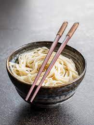 Veggie recipes asian recipes whole food recipes vegetarian recipes cooking recipes healthy recipes noodle recipes vegan udon noodle recipe vegetarian stir fry noodles. A Guide To Udon Noodles With Tips Uses And Recipes