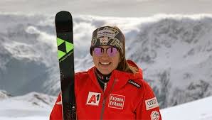 Urs lehmann — urs lehmann, né le 1e avril 1969 à rudolfstetten friedlisberg, est un ancien skieur alpin suisse, qui a mis un terme à sa carrière sportive à la fin de la saison 1997. Katharina Huber Matteo Marsaglia Urs Kryenbuhl Und Stefan Rogentin Wechseln Zur Fischer Race Family Ski Weltcup 2020 21 Aktuelle Nachrichten Und Informationen Zur Skiweltcup Wm Saison 2020 21