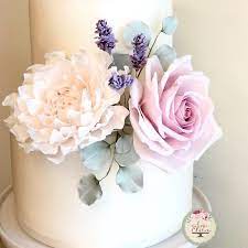 Unsere produktion in köln erfolgt unter verwendung erstklassiger zutaten und unter einhaltung strengster. Home Kurse Master Zuck1 Zuckerblumenkurs Dahlie Und Rose Zuckerblumen Blumen Torte Hochzeit