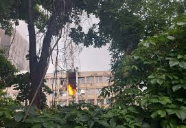 Jun 22, 2021 · un incendiu a izbucnit marți seară la secția ati a spitalului de copii „sf. Video Incendiu La SecÅ£ia Ati A Spitalului Pentru Copii Sfanta Maria Din Iasi Nu Sunt Victime Dsu Spitalul Are Aviz De Securitate La Incendiu Hotnews Mobile