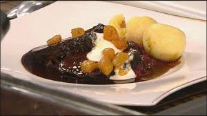Frankischer Sauerbraten Mit Hausgemachten Baumwollne Klosse Und Blaukraut Alexander Herrmann 321kochen Tv Just W Sauerbraten Frankischer Sauerbraten Rezepte