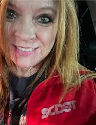 Lorraine Lofton's Instagram, Twitter & Facebook