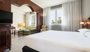 Maybe you would like to learn more about one of these? Junior Suite Hotel Ilunion Las Lomas Hotel In Merida Offizielle Webseite