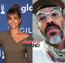 Tina Knowles Recalls How Slowly Beyoncé & Jay-Z Moved When They First  Started Dating