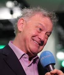 Former presidential candidate Peter Casey blasts President Michael D  Higgins for producing '48 pages of drivel'