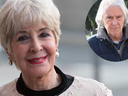 El reproche de Concha Velasco a su hermano Manolo que pudieron solucionar:  la visita de él y su gran relación