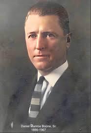 1941: LAFAYETTE HISTORY, DR. N.P. MOSS. From the Lafayette Daily Advertiser  of October 10th, 1941: DR, N. P, MOSS' DEATH OCCURS EARLY TODAY AT ROANOKE,  VA. Was Prominent In Business And Medical