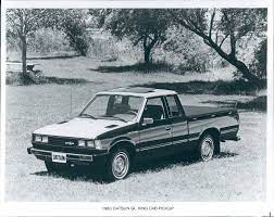 datsun 720 ミニトラック ヒップホップ