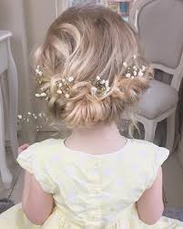 Touch device users, explore by touch or with swipe gestures. 33 Cute Flower Girl Hairstyles 2020 Update Wedding Forward