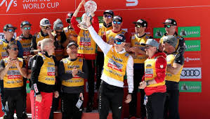 Karl geiger został zwycięzcą jednoseryjnego piątkowego konkursu pucharu świata w lotach narciarskich na letalnicy (hs240) w planicy. Ps W Skokach Krajobraz Po Horngacherze Polska Agencja Prasowa Sa