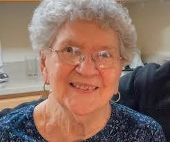 Amanda Stoneking's Instagram, Twitter & Facebook