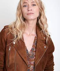 Urbaines, modernes et confortables, les boots s'offrent un esprit santiag. Veste En Cuir Velours Camel Tommy Femme Maison 123