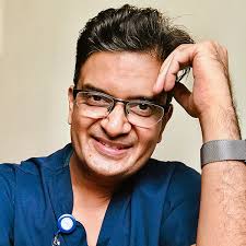 A desire to help inspires star surgeon to share patient stories