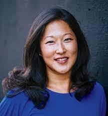 Alma Levin's Instagram, Twitter & Facebook