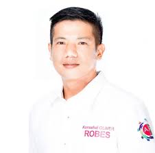 Oliver Miranda Robes