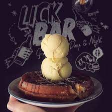 8 Late Night Cafes That Open Past 11pm For That Midnight Coffee Run Eatbook Sg New Singapore Restaurant And Street Dessert Places Waffle Ice Cream Desserts