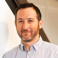 1100+ perfiles de «Kreitzer»