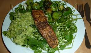 Wildlachsfilet Auf Winterportulak Einfache Gerichte Lebensmittel Essen Rezepte