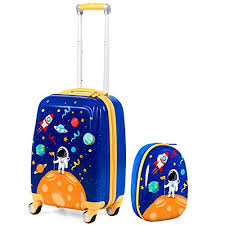 Suitcases with a spinner or double spinner wheels are efficient and make traveling so much more convenient. Best Kids Luggage Buying Guide Gistgear