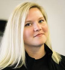 Nikki Jarrett's Instagram, Twitter & Facebook