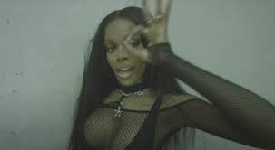 Now ryder is accusing azealia of stealing one of his watches. Azealia Banks Teams With Ryder Ripps For Miss Camaraderie Bon Vivant Remix Video The Fader