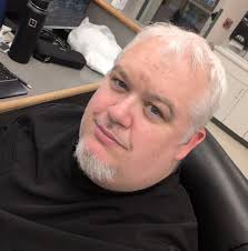 Has anyone looked at a Star Wars campaign frame/homebrew? I think it'd be  really easy to convert some of the ancestries. Adversaries would be easy to  homebrew as well. But the classes/domains