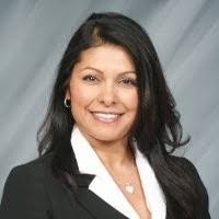 Angela Hamel's Instagram, Twitter & Facebook