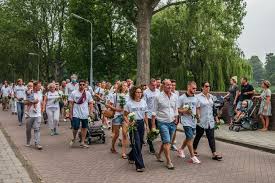 Libris.nl, de webshop van je lokale boekhandel. Familie En Advocaat Bas Van Wijk Geschokt Over Lagere Straf En Vormfout Om Het Parool