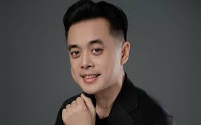 MIN đối diện với cô đơn và giải phóng bản thân