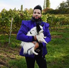 Harald glööckler trifft gina lollobrigida. Wie Im Garten Eden Gloockler Ist Nun Provinzler Im Chateau Pompoos Welt