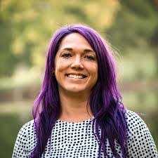 Kerry Mathews's Instagram, Twitter & Facebook