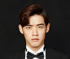 After watching episode 8 of "so-and-so", 我也好想抱抱Great hope (Liu Dongjing)  oh! Look up and pray to God for me to come next encountering a full copy