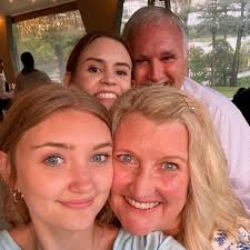 grace elizabeth (@grace.e.blackburn) • Instagram photos and videos