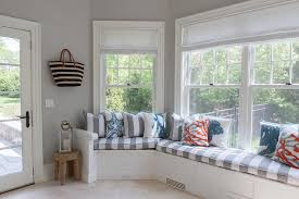 Bay window seat cushions come in a variety of shapes and styles. Curved Window Seat Design Ideas