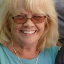 Donna Herrick's Instagram, Twitter & Facebook