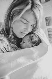 Jillian at One Hour Old: Family Photos