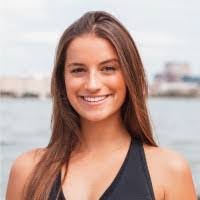 Elizabeth Coletta's Instagram, Twitter & Facebook