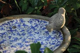 This birdbath offers a unique look of style, elegance, balance, and beauty in a high quality blue glaze. 6ym5uq4lcasm0m