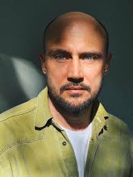 Life's a Glitch with Julien Bam, TV Series, Comedy, Fiction, Science  Fiction, 2020-2021