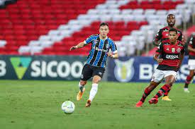 Arrascaeta and rafinha are the only injury concerns for flamengo. Gremio E Flamengo Empatam No Maracana Em Partida Valida Pela 4Âª Rodada Do Brasileirao