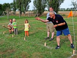 Tatsächlich handelt es sich, entgegen einer recht weit verbreiteten meinung, bei dem internationalen kindertag und dem weltkindertag um zwei feiertage mit zwei unterschiedlichen terminen. Niedergorsdorf Veranstaltungen Zum Internationalen Kindertag