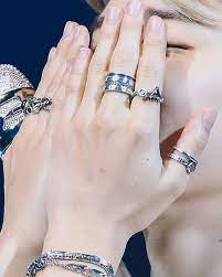 Jimim On Twitter In 2021 Bts Earrings How To Wear Rings Men Wearing Rings