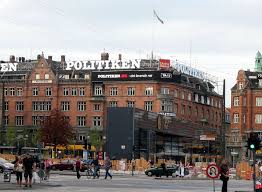 22 februar, 2021 erhverv, medier. Politiken Wikipedia Den Frie Encyklopaedi