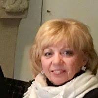 Debbie Mincks's Instagram, Twitter & Facebook