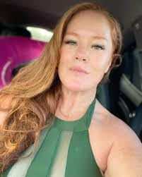 Kimberly Deloge's Instagram, Twitter & Facebook