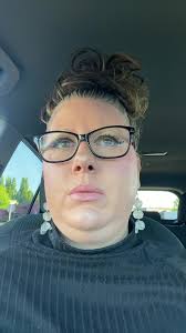 Lynette Arroyo's Instagram, Twitter & Facebook