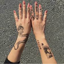 Pin By Adeline Holmes On A Hand Tattoos Tattoos Tattoos For Women
