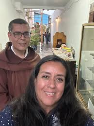 Today my brother, Anh Tran, starts his immunotherapy against cancer. Please  keep him in your prayers. 🙏❤️🙏