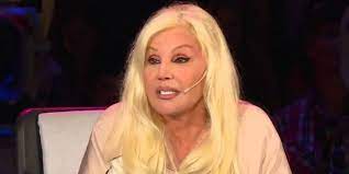 suˈsana xiˈmenes), is an argentine tv host, actress, model and businesswoman. Susana Gimenez Archives The News 24